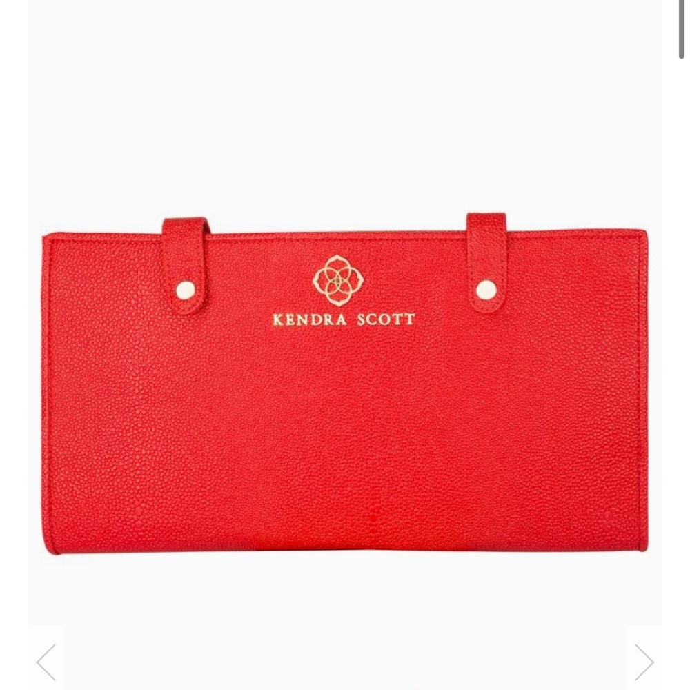 Kendra Scott travel jewelry organizer